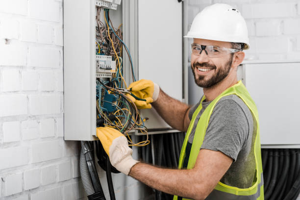 Best Circuit Breaker Repair  in East Meadow, NY